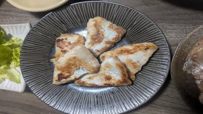 ビンチョウマグロの西京味噌　盛り付け